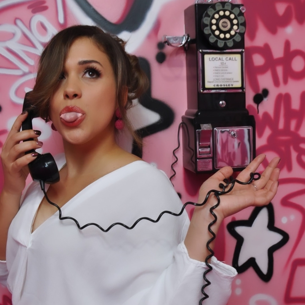 Meet your Posher, Ely